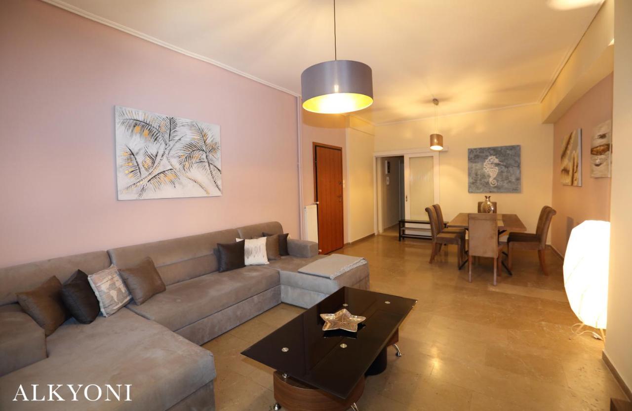 Melma Properties- Alkyoni Apartment By The Sea In Piraeus Buitenkant foto
